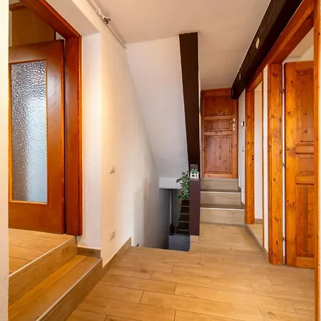 Apartment Lakeview Oasis In By Wonderful Italy *